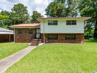 120 WEST CREST ROAD, Hueytown, AL 35023