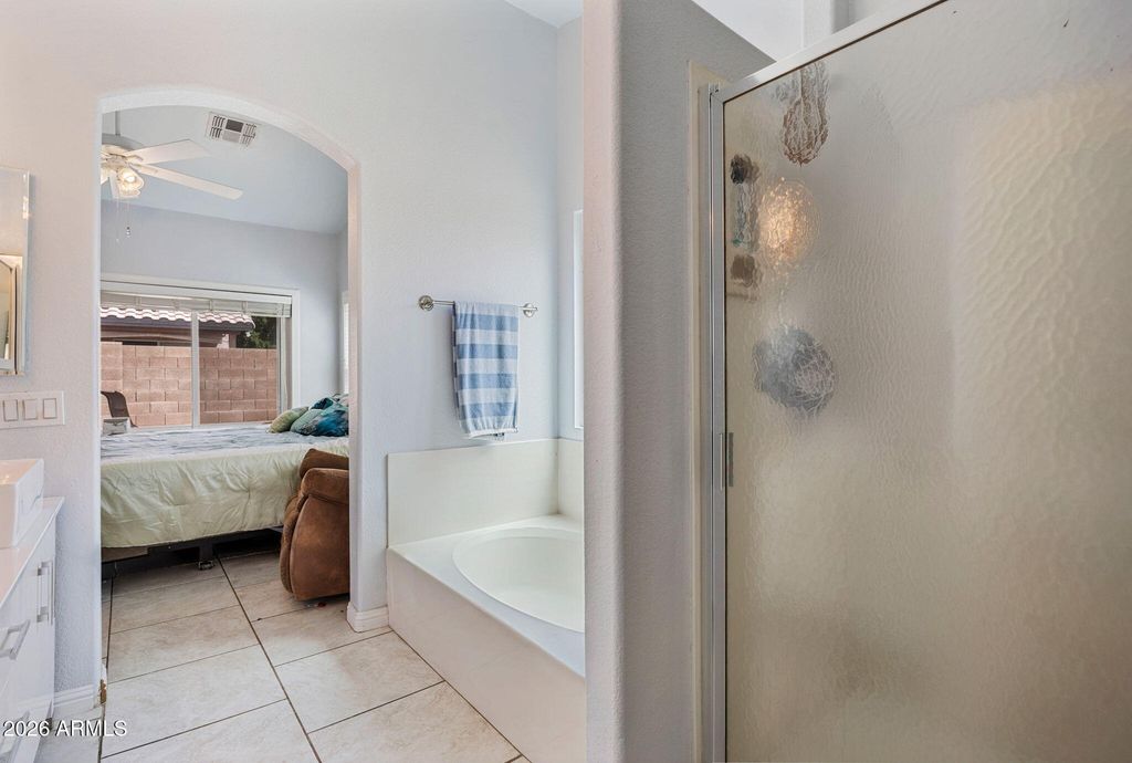 Image 16 of property listing at 4831 W TOPEKA Drive, Glendale, AZ 85308
