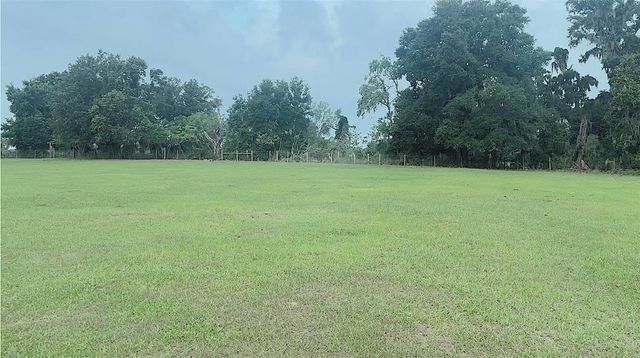 10710 MCINTOSH ROAD, Thonotosassa, FL 33592