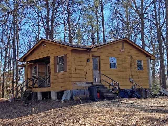 1394 Hwy. 136 W, Talking Rock, GA 30175
