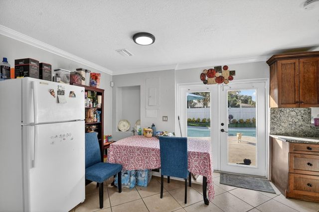 5590 S 35th Court, Greenacres, FL 33463