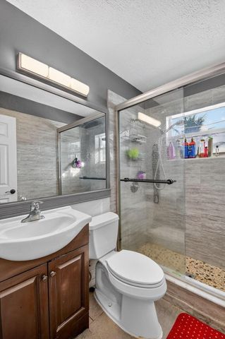 5590 S 35th Court, Greenacres, FL 33463