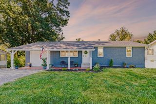 1311 COTE SANS DESSEIN RD, Fulton, MO 65251