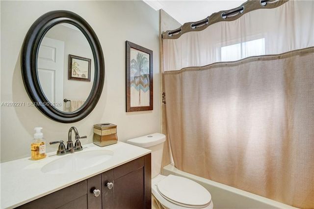 14361 N Royal Cove Circle 14361, Davie, FL 33325