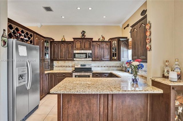 14361 N Royal Cove Circle 14361, Davie, FL 33325