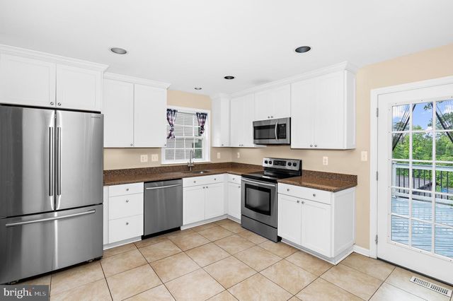 6204 PATUXENT QUARTER RD, Hanover, MD 21076