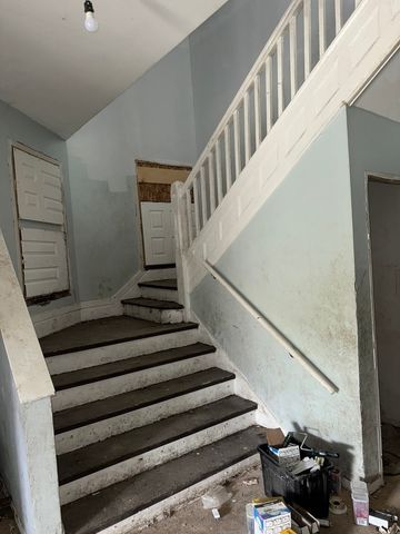 7051 S Princeton Avenue, Chicago, IL 60621