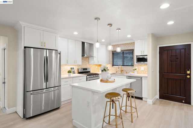 4234 Chapman Way, Pleasanton, CA 94588