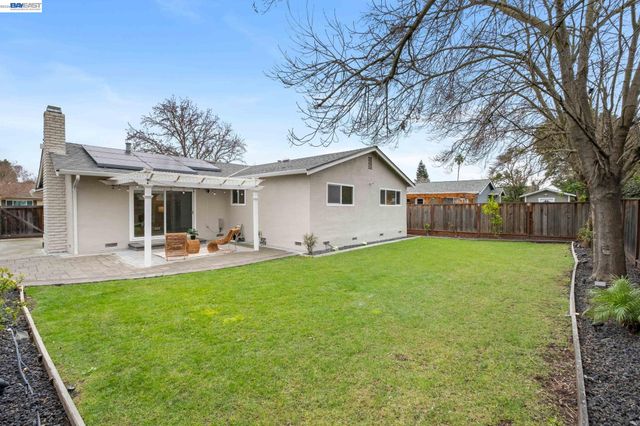 4234 Chapman Way, Pleasanton, CA 94588