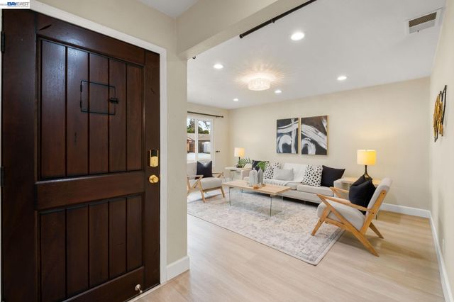 4234 Chapman Way, Pleasanton, CA 94588