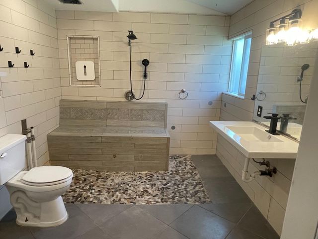 549 Victory Ave, Manteca, CA 95336