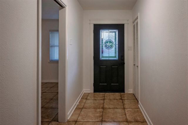 4912 Vega Court W, Fort Worth, TX 76133