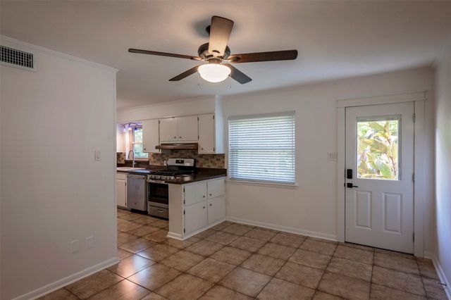 4912 Vega Court W, Fort Worth, TX 76133