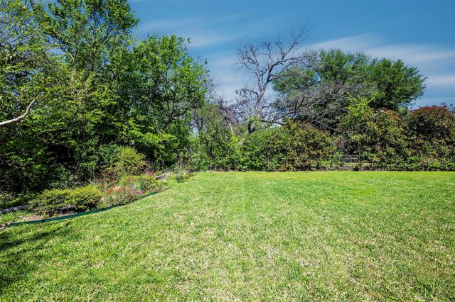 4912 Vega Court W, Fort Worth, TX 76133