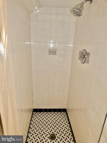 206 NORTH RD, Wilmington, DE 19809