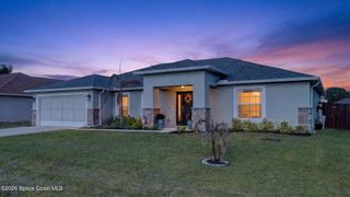 145 Benchor Road NW, Palm Bay, FL 32907