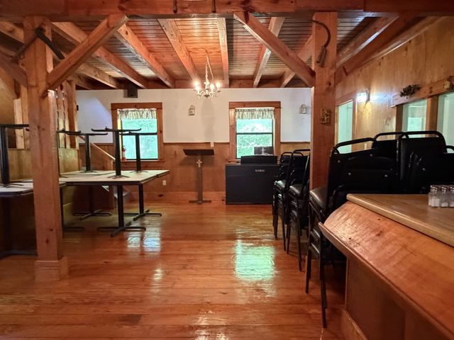 242 Cane Creek Rd, Hohenwald, TN 38462