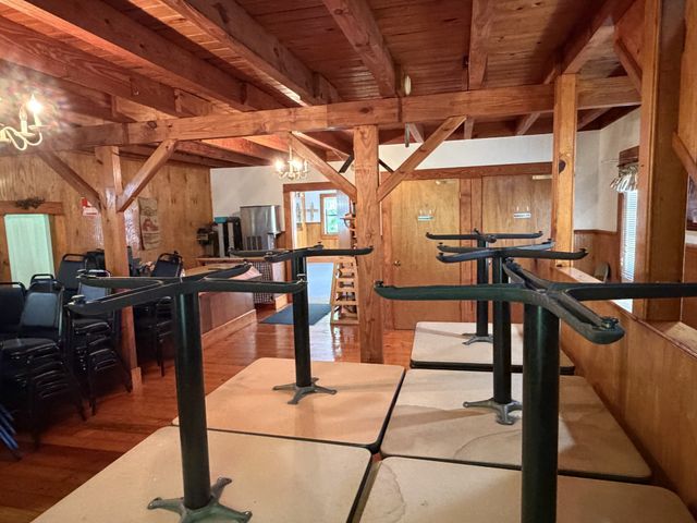 242 Cane Creek Rd, Hohenwald, TN 38462