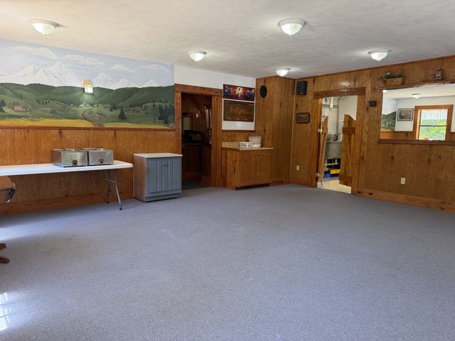 242 Cane Creek Rd, Hohenwald, TN 38462