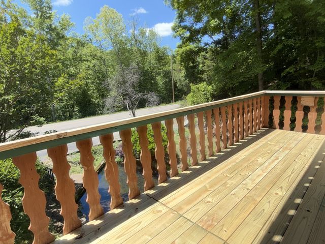 242 Cane Creek Rd, Hohenwald, TN 38462