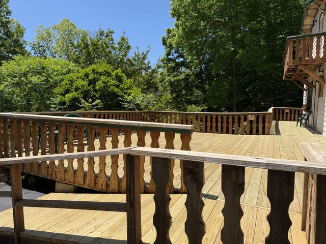 242 Cane Creek Rd, Hohenwald, TN 38462
