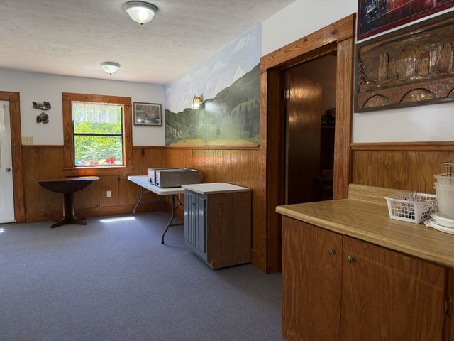 242 Cane Creek Rd, Hohenwald, TN 38462