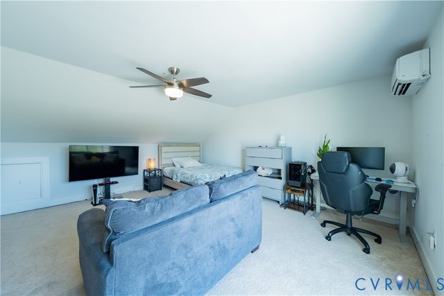 586 Hazel Dr, Henrico, VA 23233