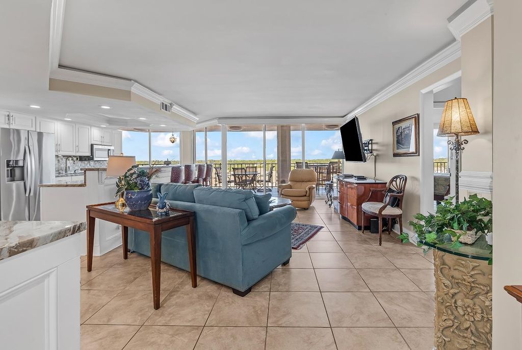 9650 Shore Dr Apt 806, Myrtle Beach, SC 29572 — photo 2