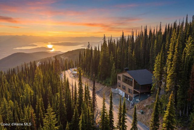723 Tall Timber Road, Sandpoint, ID 83864