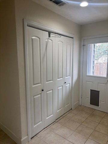 1204 Brown Trail, Bedford, TX 76022