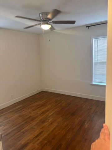 1204 Brown Trail, Bedford, TX 76022