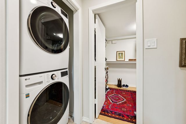 6227 Bandera Avenue D, Dallas, TX 75225