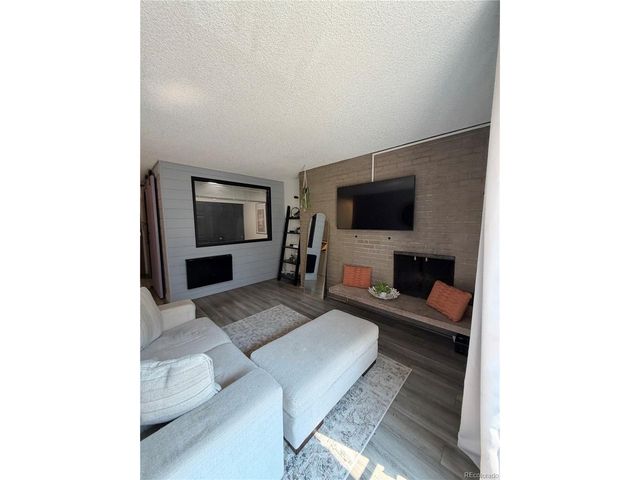 4110 Hale Pkwy 2C, Denver, CO 80220
