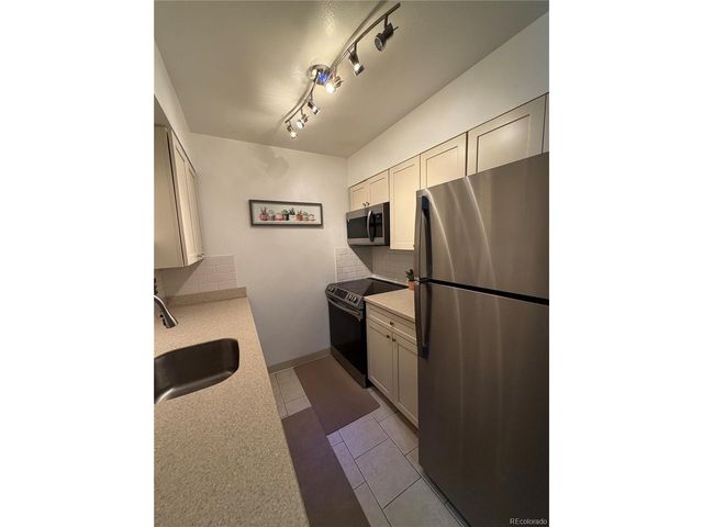 4110 Hale Pkwy 2C, Denver, CO 80220