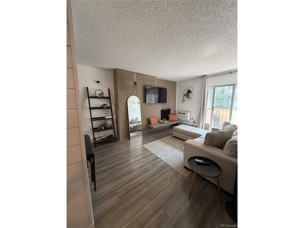 4110 Hale Pkwy 2C, Denver, CO 80220