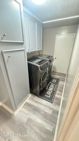 1204 Deerfield Lane, Jackson, MS 39211