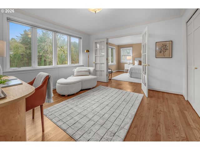 2328 Sw Madison St, Portland, OR 97205