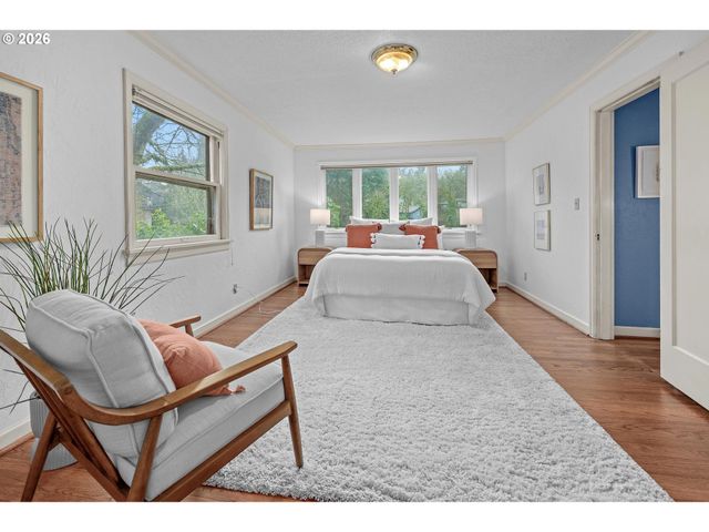 2328 Sw Madison St, Portland, OR 97205