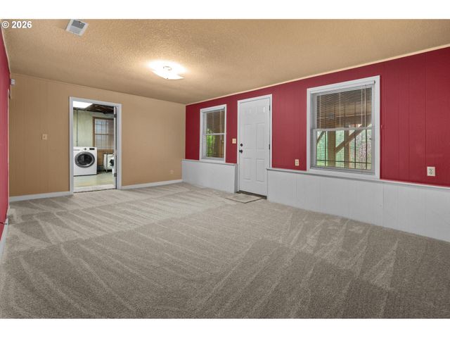 2328 Sw Madison St, Portland, OR 97205