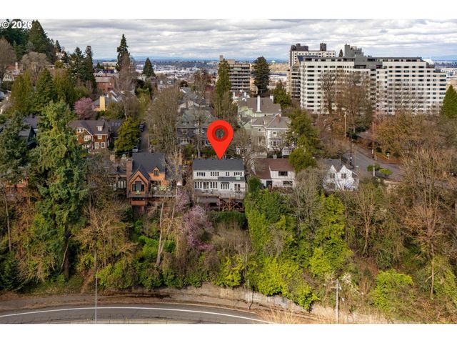 2328 Sw Madison St, Portland, OR 97205