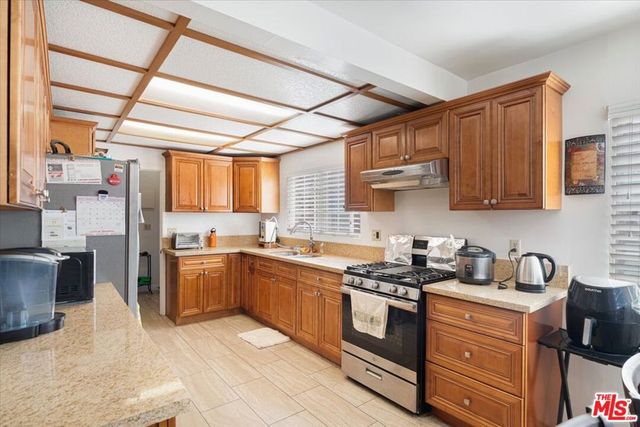 4851 N Maywood Avenue, Los Angeles, CA 90041