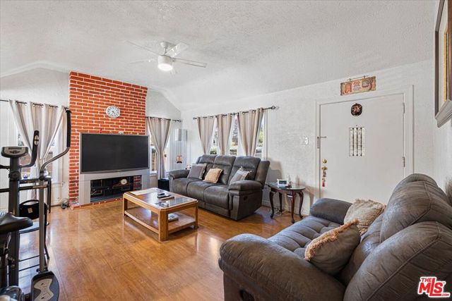 4851 N Maywood Avenue, Los Angeles, CA 90041