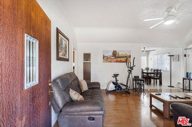 4851 N Maywood Avenue, Los Angeles, CA 90041