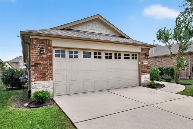 2831 Cone Flower Drive, Richmond, TX 77469