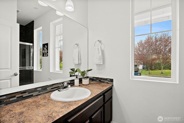 11411 Ashton Ave E, Bonney Lake, WA 98391