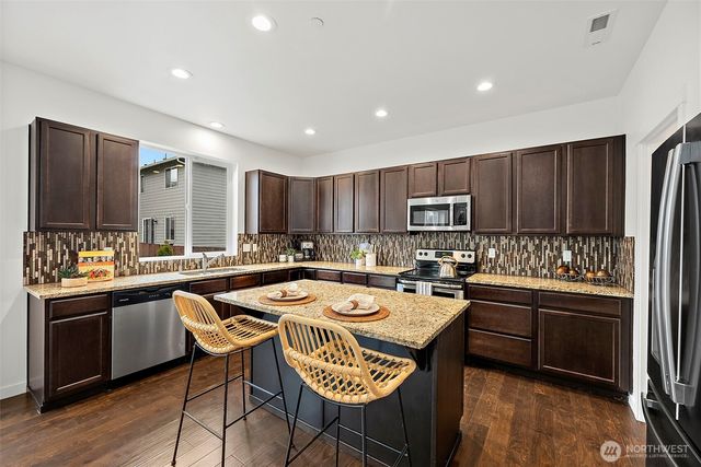 11411 Ashton Ave E, Bonney Lake, WA 98391