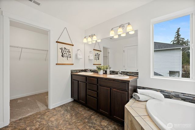 11411 Ashton Ave E, Bonney Lake, WA 98391