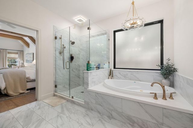 78 S Shawnee Ridge Circle, The Woodlands, TX 77382