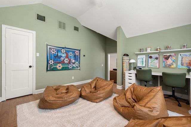 78 S Shawnee Ridge Circle, The Woodlands, TX 77382
