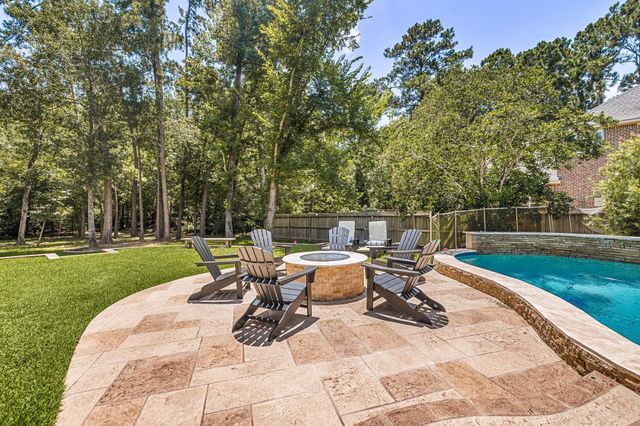 78 S Shawnee Ridge Circle, The Woodlands, TX 77382